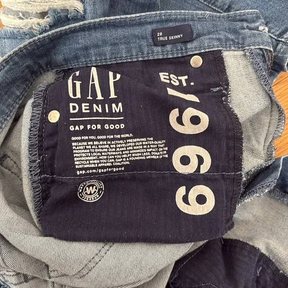 GAP distressed skinny jeans size 28 - Picture 4 of 8